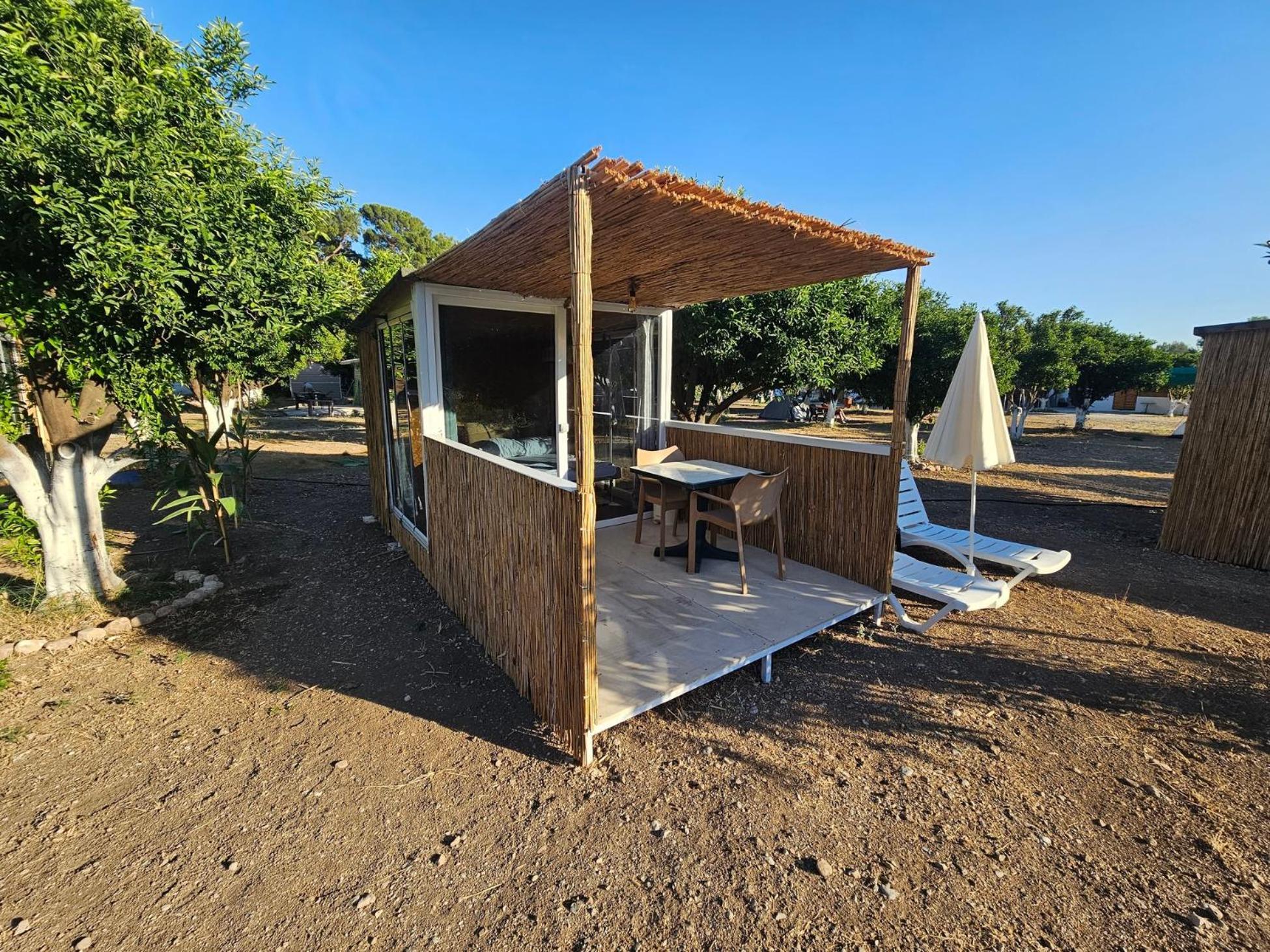 Orange Beach Camp Белдиби Екстериор снимка